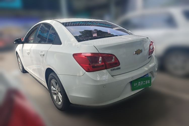 Used Chevrolet Cruze 2015 1.5L Classic SE MT Rear Left 45 Deg