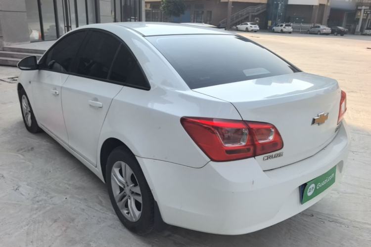 Used Chevrolet Cruze 2015 1.5L Classic SE MT Rear Left 45 Deg