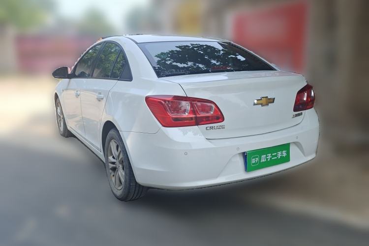 Used Chevrolet Cruze 2015 1.5L Classic SE AT Rear Left 45 Deg