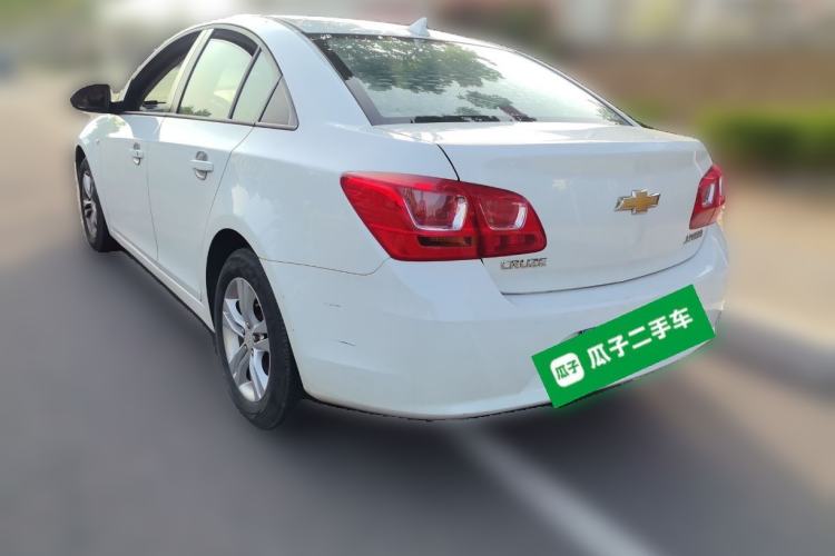 Used Chevrolet Cruze 2015 1.5L Classic SE MT Rear Left 45 Deg