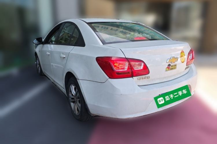 Used Chevrolet Cruze 2015 1.5L Classic SE MT Rear Left 45 Deg