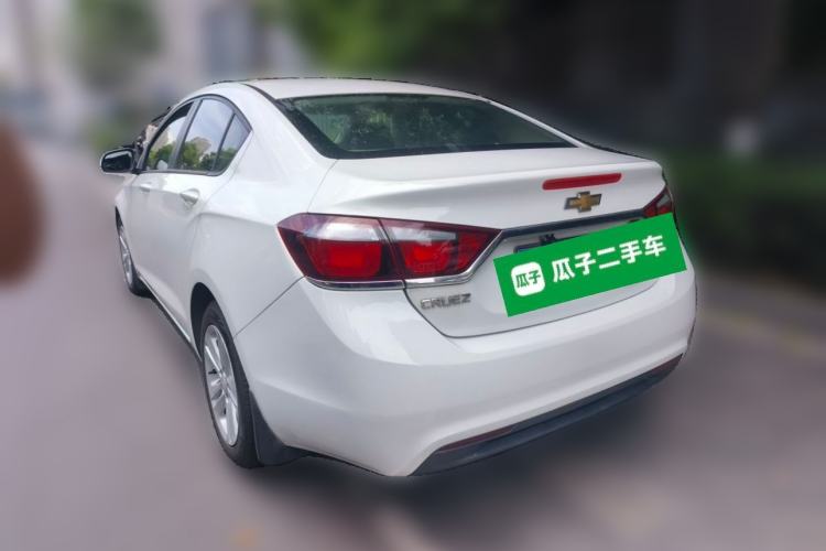 Used Chevrolet Cruze 2015 1.5L Automatic Fashion Navigation Edition Rear Left 45 Deg