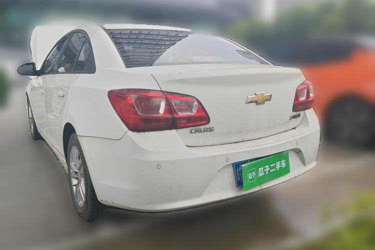 Used Chevrolet Cruze 2015 1.5L Classic SE AT Rear Left 45 Deg