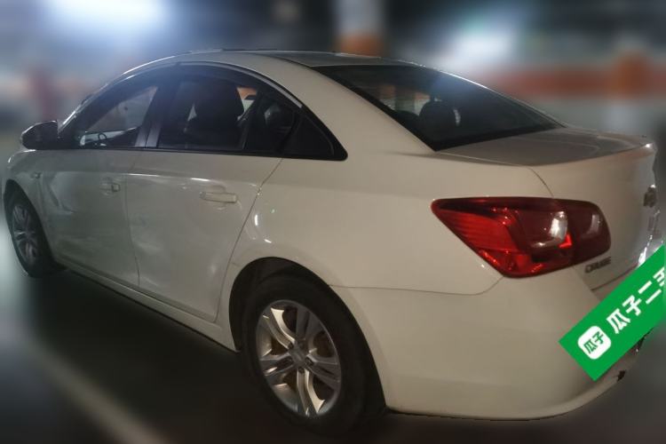 Used Chevrolet Cruze 2015 1.5L Classic SE AT Rear Left 45 Deg