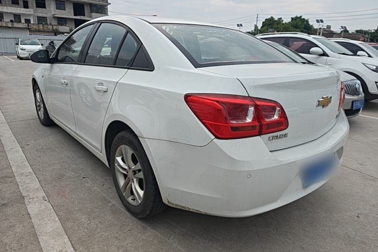 Used Chevrolet Cruze 2015 1.5L Classic SE AT Rear Left 45 Deg