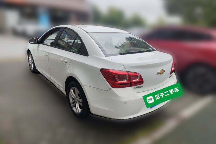 Used Chevrolet Cruze 2015 1.5L Classic SE AT Rear Left 45 Deg