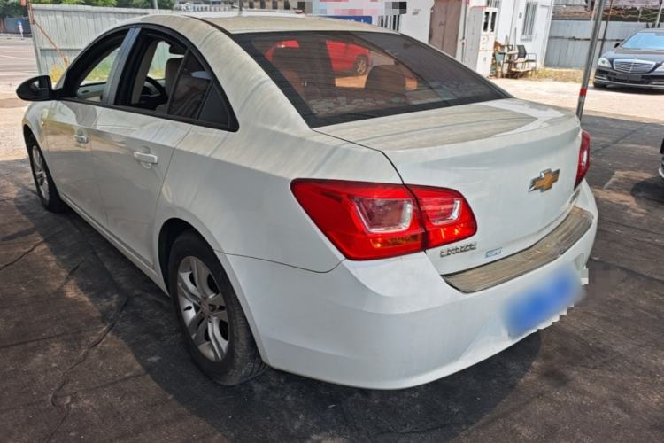 Used Chevrolet Cruze 2015 1.5L Classic SE MT Rear Left 45 Deg