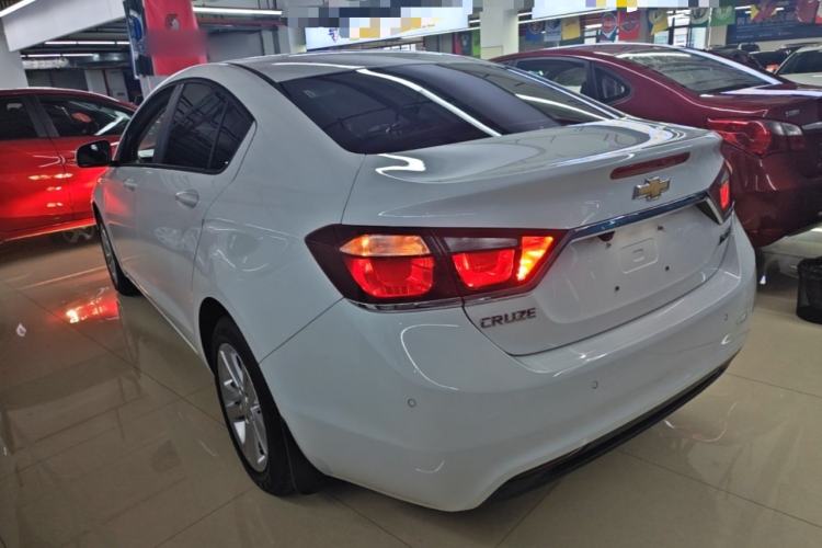Used Chevrolet Cruze 2015 1.5L Automatic Luxury Edition Rear Left 45 Deg