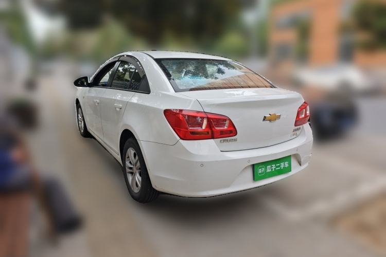 Used Chevrolet Cruze 2015 1.5L Classic SE AT Rear Left 45 Deg