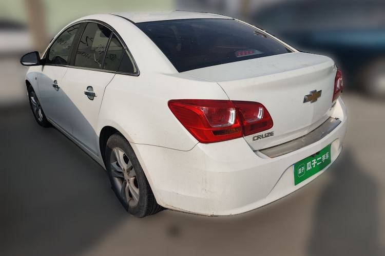 Used Chevrolet Cruze 2015 1.5L Classic SE MT Rear Left 45 Deg