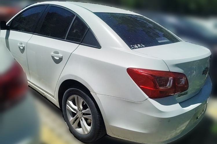 Used Chevrolet Cruze 2015 1.5L Classic SE AT Rear Left 45 Deg