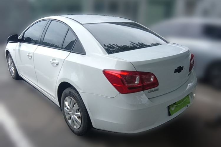 Used Chevrolet Cruze 2015 1.5L Classic SL MT Rear Left 45 Deg