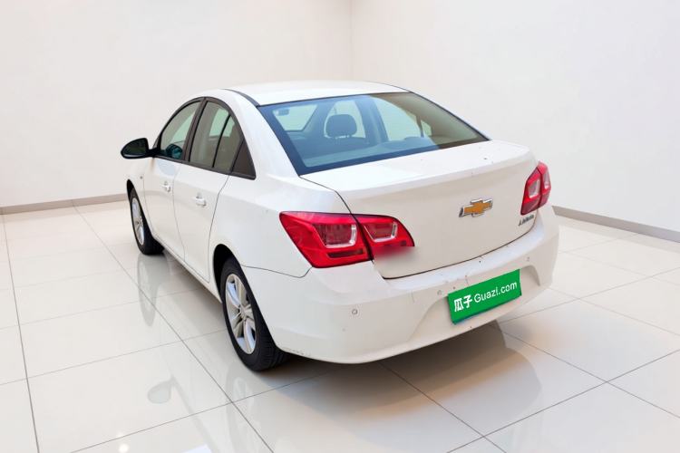 Used Chevrolet Cruze 2015 1.5L Classic SE AT Rear Left 45 Deg