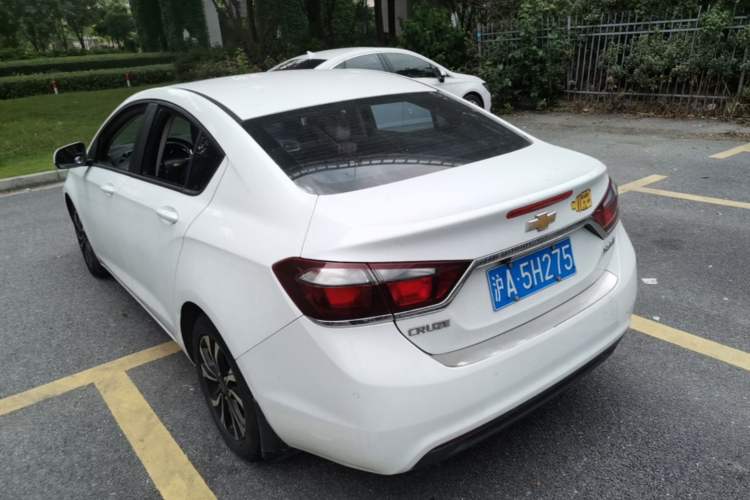 Used Chevrolet Cruze 2015 1.5L Automatic Luxury Edition Rear Left 45 Deg