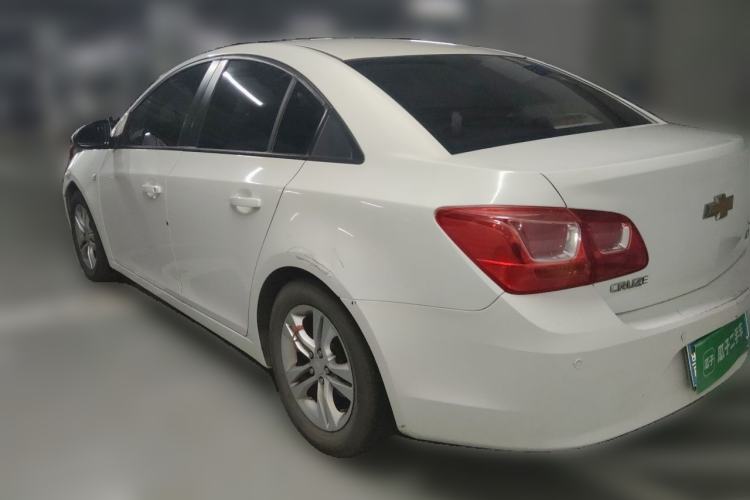 Used Chevrolet Cruze 2015 1.5L Classic SE MT Rear Left 45 Deg