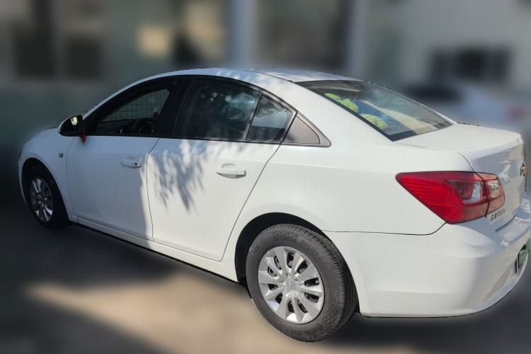 Used Chevrolet Cruze 2015 1.5L Classic SL MT Rear Left 45 Deg