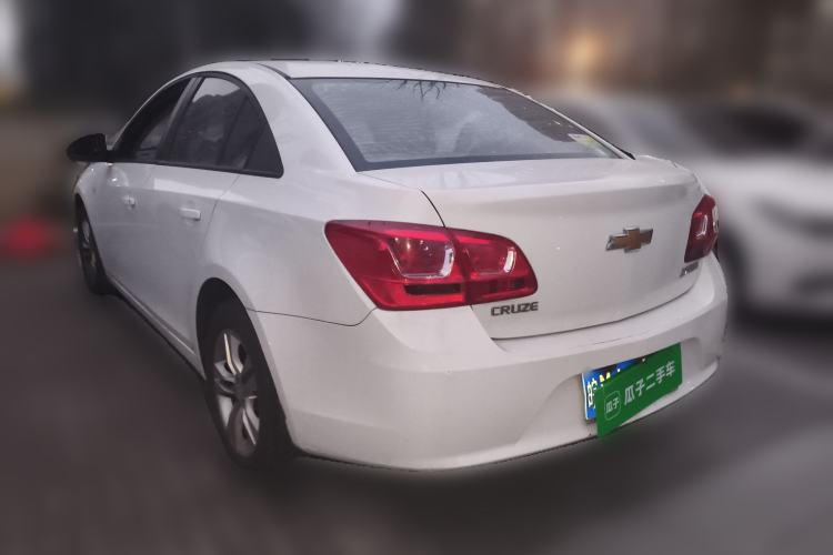 Used Chevrolet Cruze 2015 1.5L Classic SE MT Rear Left 45 Deg