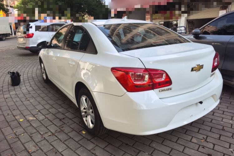 Used Chevrolet Cruze 2015 1.5L Classic SE MT Rear Left 45 Deg
