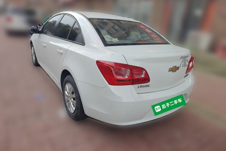 Used Chevrolet Cruze 2015 1.5L Classic SL MT Rear Left 45 Deg