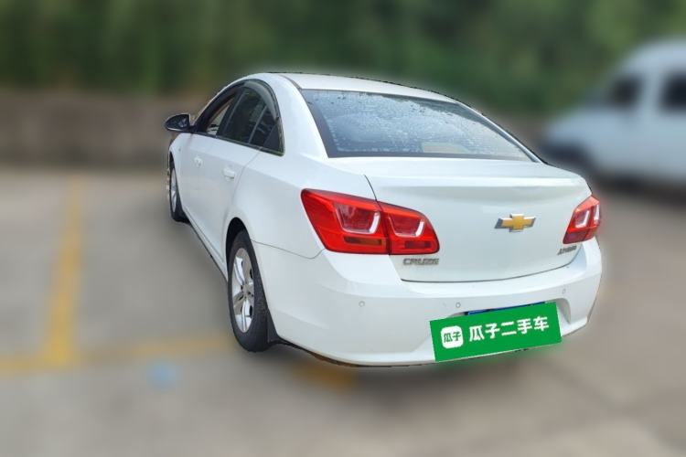 Used Chevrolet Cruze 2015 1.5L Classic SE AT Rear Left 45 Deg