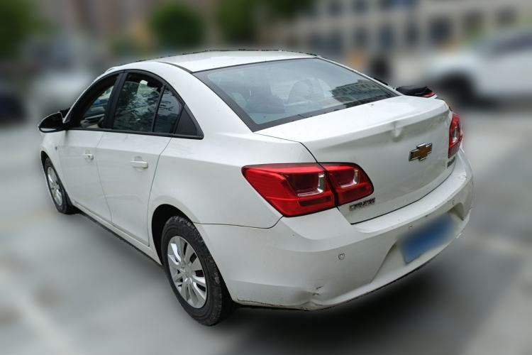 Used Chevrolet Cruze 2015 1.5L Classic SL MT Rear Left 45 Deg