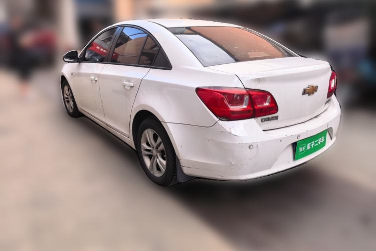 Used Chevrolet Cruze 2015 1.5L Classic SE MT Rear Left 45 Deg