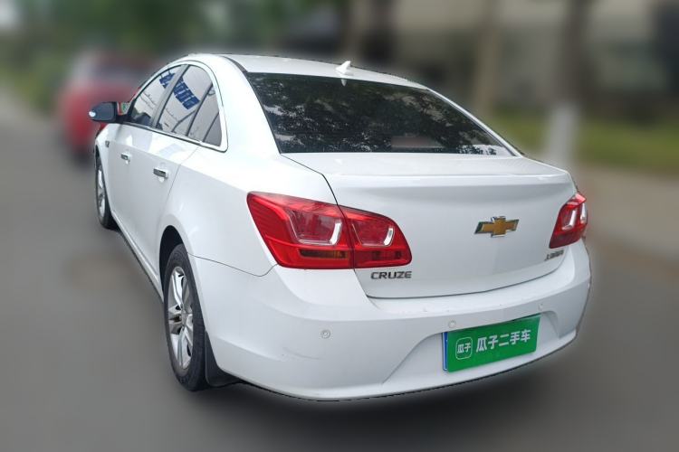 Used Chevrolet Cruze 2015 1.5L Classic SE MT Rear Left 45 Deg
