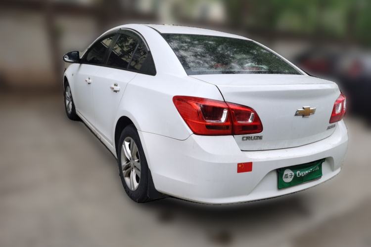 Used Chevrolet Cruze 2015 1.5L Classic SE MT Rear Left 45 Deg