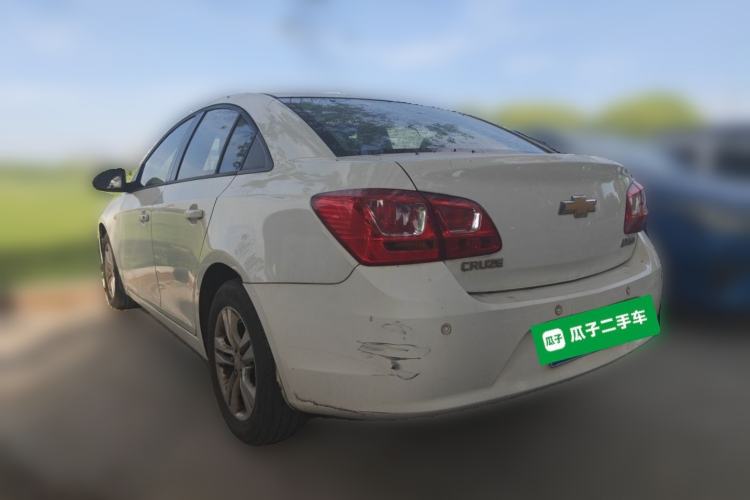 Used Chevrolet Cruze 2015 1.5L Classic SE MT Rear Left 45 Deg