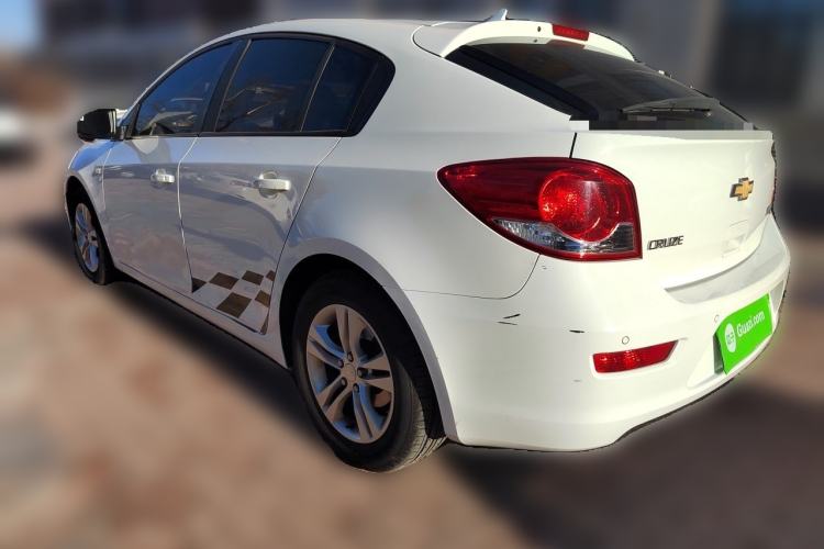 Used Chevrolet Cruze 2015 Hatchback 1.6L Automatic Comfort Edition Rear Left 45 Deg