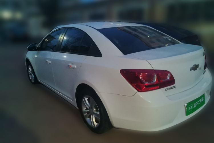 Used Chevrolet Cruze 2015 1.5L Classic SE AT Rear Left 45 Deg
