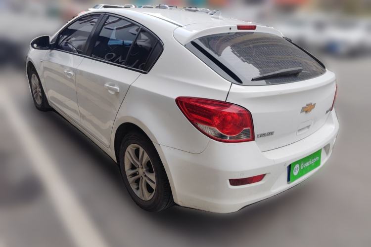 Used Chevrolet Cruze 2015 Hatchback 1.6L Automatic Comfort Edition Rear Left 45 Deg