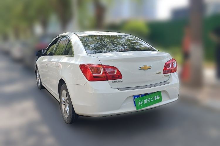 Used Chevrolet Cruze 2015 1.5L Classic SE MT Rear Left 45 Deg