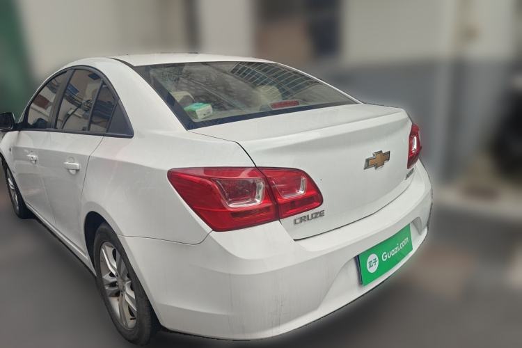 Used Chevrolet Cruze 2015 1.5L Classic SE MT Rear Left 45 Deg