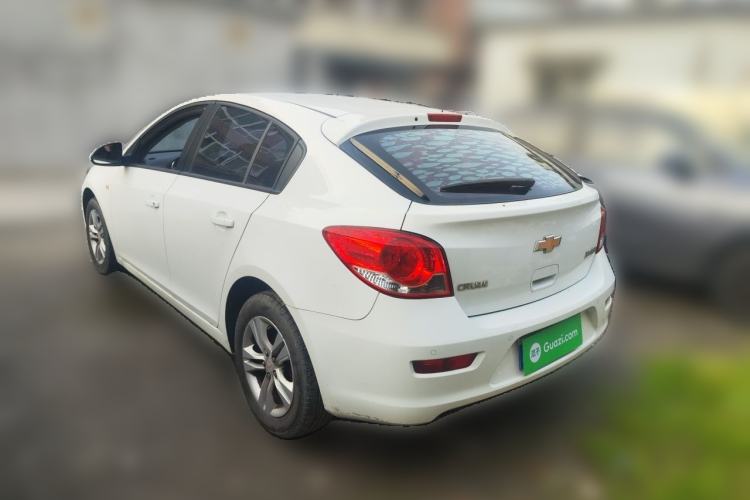 Used Chevrolet Cruze 2015 Hatchback 1.6L Automatic Comfort Edition Rear Left 45 Deg