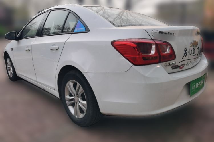 Used Chevrolet Cruze 2015 1.5L Classic SE MT Rear Left 45 Deg