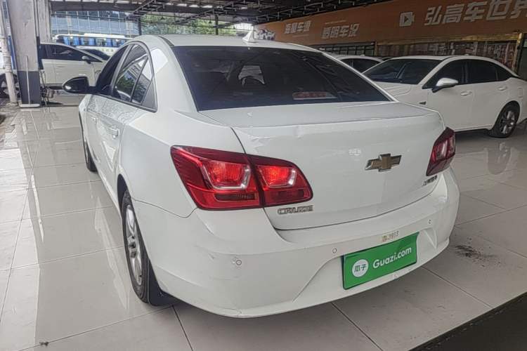 Used Chevrolet Cruze 2015 1.5L Classic SE AT Rear Left 45 Deg