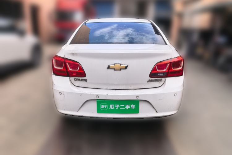 Used Chevrolet Cruze 2015 1.5L Classic SE MT Rear