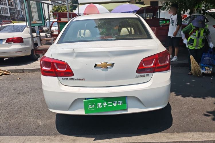 Used Chevrolet Cruze 2015 1.5L Classic SE MT Rear