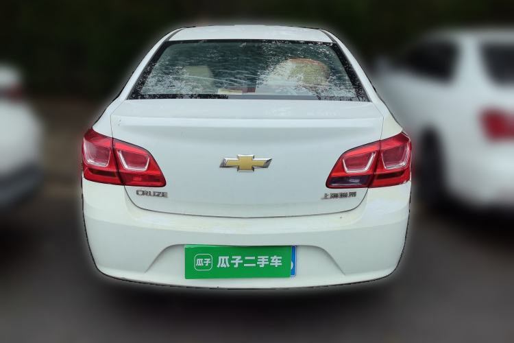Used Chevrolet Cruze 2015 1.5L Classic SL MT Rear