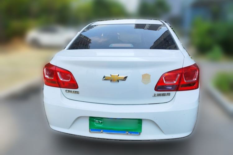 Used Chevrolet Cruze 2015 1.5L Classic SL MT Rear