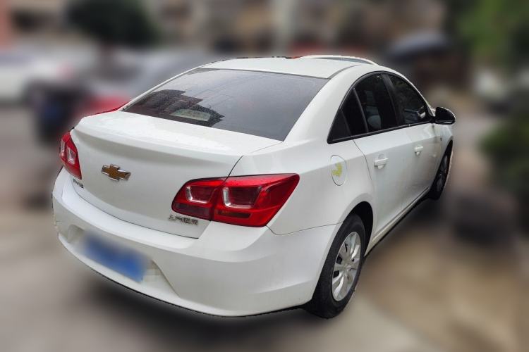 Used Chevrolet Cruze 2015 1.5L Classic SL MT Rear Right 45 Deg
