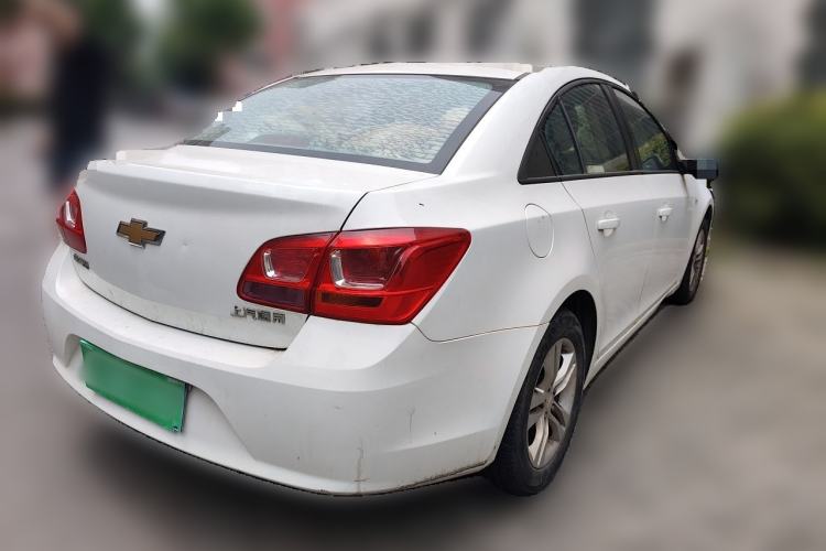 Used Chevrolet Cruze 2015 1.5L Classic SE MT Rear Right 45 Deg