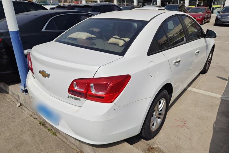 Used Chevrolet Cruze 2015 1.5L Classic SL MT Rear Right 45 Deg