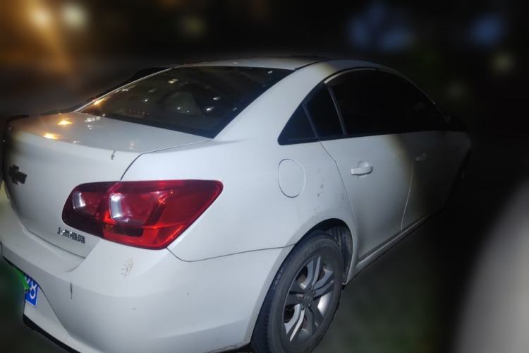 Used Chevrolet Cruze 2015 1.5L Classic SE MT Rear Right 45 Deg