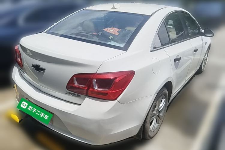 Used Chevrolet Cruze 2015 1.5L Classic SE MT Rear Right 45 Deg