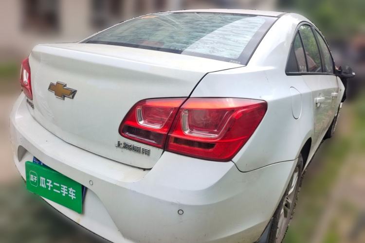 Used Chevrolet Cruze 2015 1.5L Classic SE AT Rear Right 45 Deg