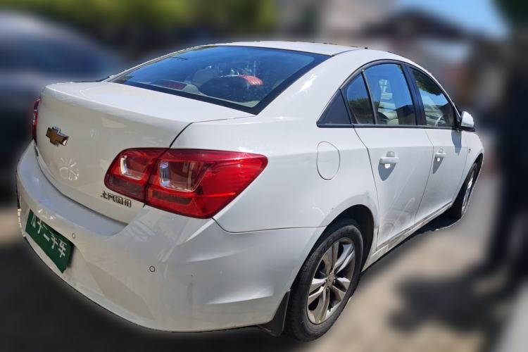 Used Chevrolet Cruze 2015 1.5L Classic SE AT Rear Right 45 Deg