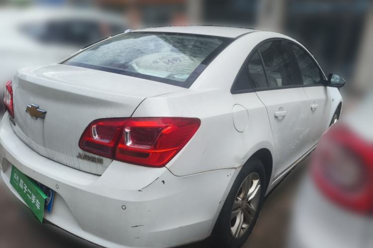 Used Chevrolet Cruze 2015 1.5L Classic SE AT Rear Right 45 Deg