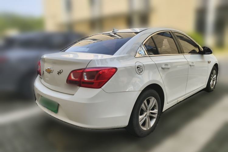 Used Chevrolet Cruze 2015 1.5L Classic SE MT Rear Right 45 Deg